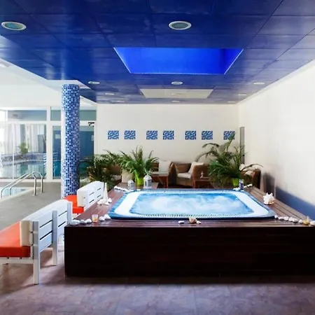 Apartment Apto De Diseno Salou-piscina Gym